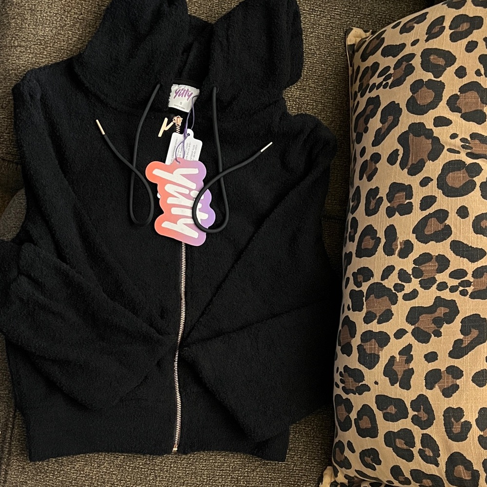 YITTY Black Hooded Sweater